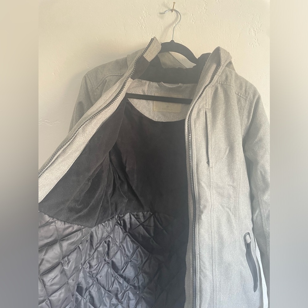 Athleta Cascades Parka Jacket winter coat size small great condition Grey - Picture 7 of 13